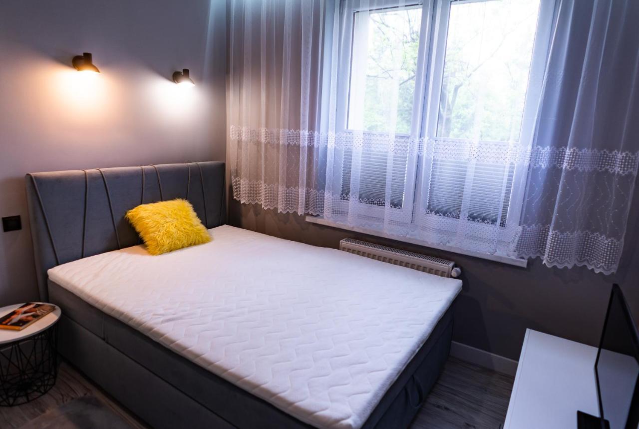 Apartamento Apartament Przy Bystrzanskiej Bielsko-Biała Exterior foto